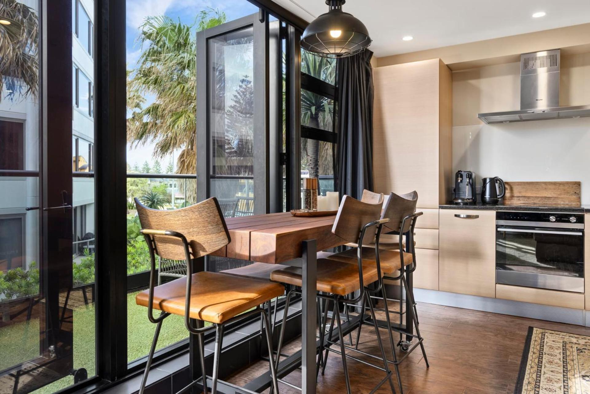 Marvelous Downtown Apartment Moments From Main Beach With Heated Pool, Gym And Parking Mount Maunganui Luaran gambar