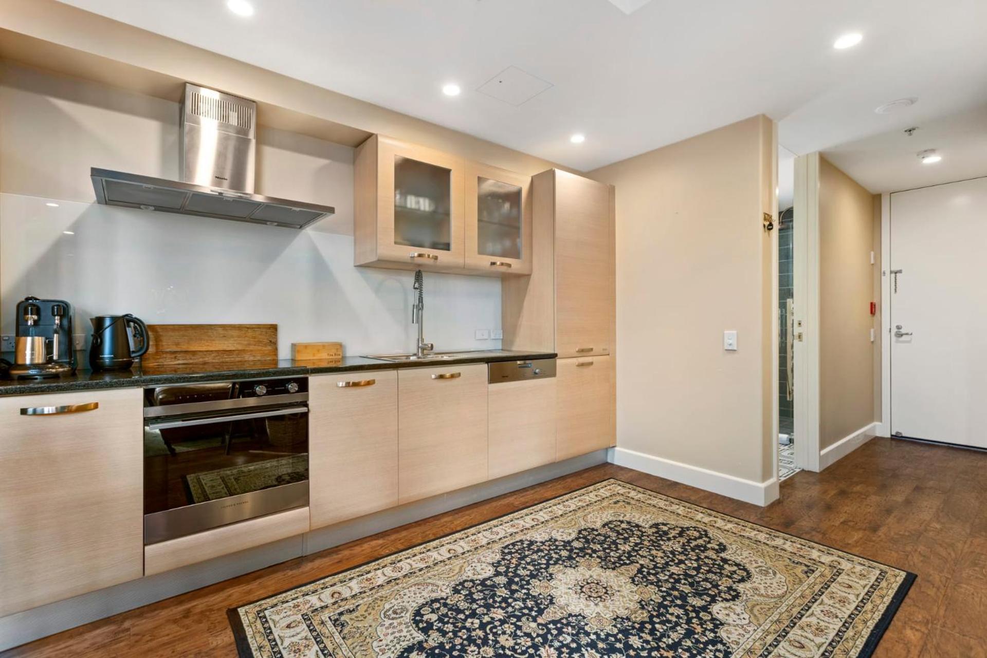 Marvelous Downtown Apartment Moments From Main Beach With Heated Pool, Gym And Parking Mount Maunganui Luaran gambar